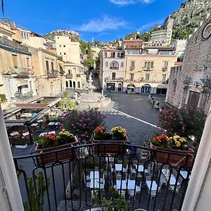 casa-turid.taorminaitalyhotels.com/
